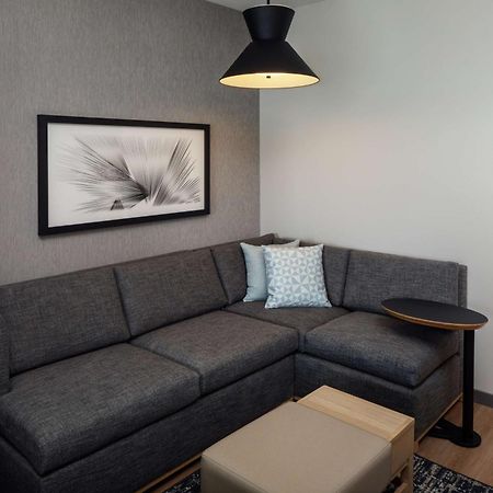 Hyatt Place ケープ・カナベラル エクステリア 写真
