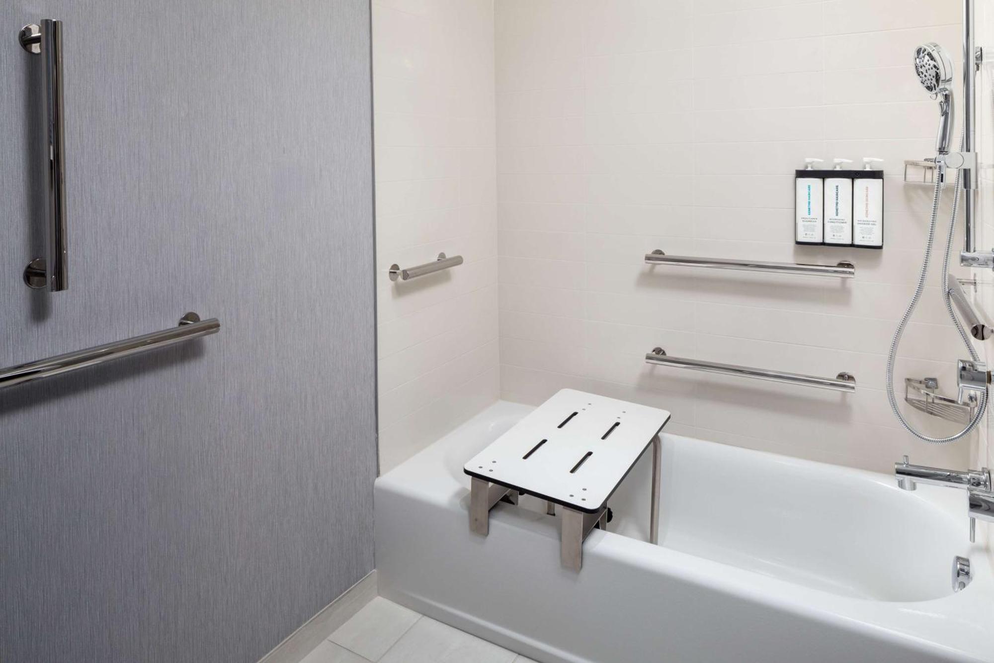 Hyatt Place ケープ・カナベラル エクステリア 写真